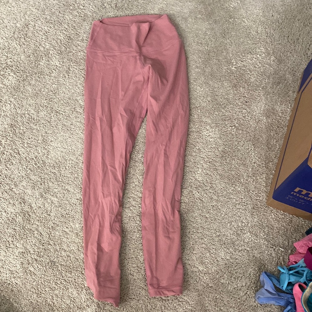 Super soft leggings size Small (similar to Lulu 6)